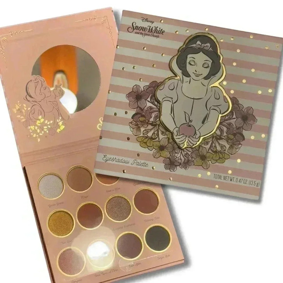 Disney's Snow White and The Seven Dwarfs Eyeshadow Palette by Taste Beauty - New - Picture 1 of 6